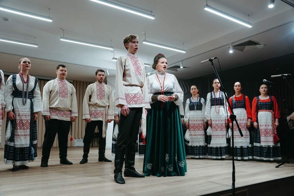 Сольное и хоровое народное пение
